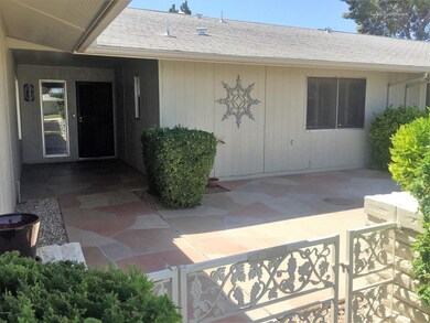 9871 W Willowbrook Ct, Sun City, AZ 85373 - photo 2