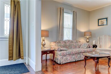 4 Ayrault St, Newport, RI 02840 - photo 7