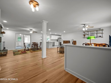 413 University Dr, Jacksonville, NC 28546 - photo 7