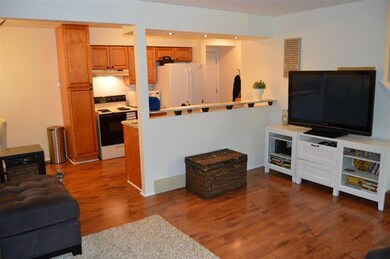 2752 Glenbridge Ct unit 82, Ann Arbor, MI 48104 - photo 3