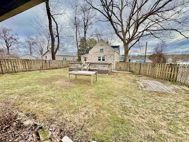 1105 N Woodburn Ave unit 1, Bloomington, IN 47404 - photo 2