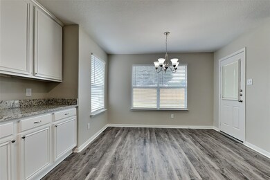 31619 Regal Park Ct, Conroe, TX 77385 - photo 5