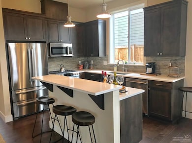 61590 Alstrup Rd, Bend, OR 97702 - photo 3