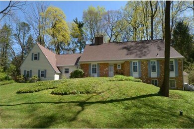 923 Sulgrave Ln, Bryn Mawr, PA 19010 - photo 2