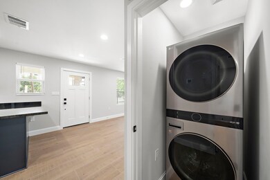 1823 Studewood St unit A, Houston, TX 77008 - photo 5