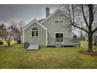 94 Ledgewood Hills Dr unit U374, Nashua, NH 03062 - photo 4