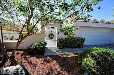 7200 Painted Shadows Way, Las Vegas, NV 89149 - photo 2