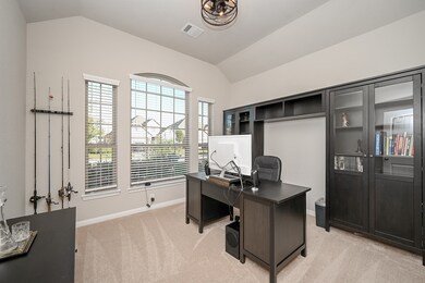 29627 Kynndal Shore Dr, Spring, TX 77386 - photo 4