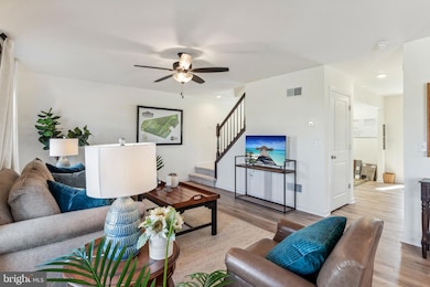 105 Flint Dr, Hanover, PA 17331 - photo 2