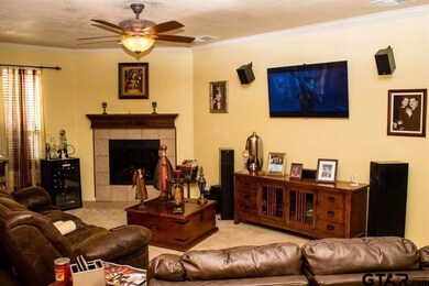 8453 8453 Wilken Plaza, Tyler, TX 75703 - photo 3