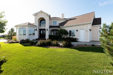 3817 Poseidon Loop-2