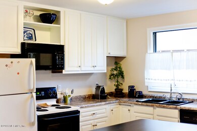 3869 Eloise St, Jacksonville, FL 32205 - photo 3