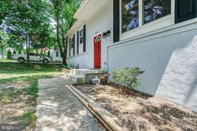 19127 Wayne Dr, Triangle, VA 22172 - photo 5