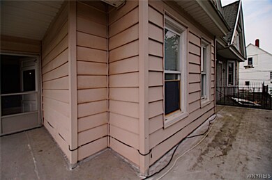 203 W Delavan Ave, Buffalo, NY 14213 - photo 4