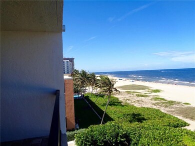North view from balcony with lighthouse in the dis