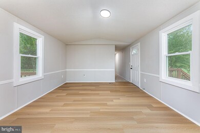 14273 Tatum Ln, Unionville, VA 22567 - photo 3