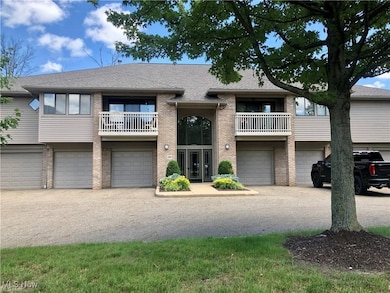 3800 Rosemont 103 E Blvd, Fairlawn, OH 44333 - photo 2