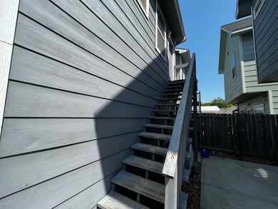 7913 Dyer St unit A, Houston, TX 77088 - photo 4