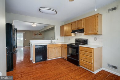 110 Brent Ct, West Deptford, NJ 08086 - photo 4