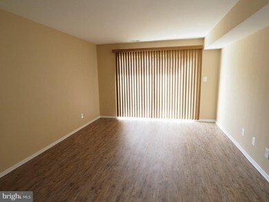 10518 Faulkner Ridge Cir, Columbia, MD 21044 - photo 4