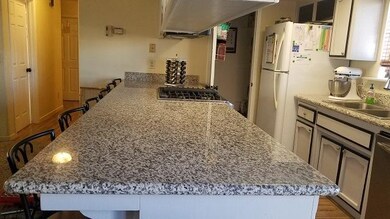 Dining counter