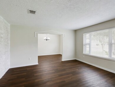 16918 Paint Rock Rd, Friendswood, TX 77546 - photo 6