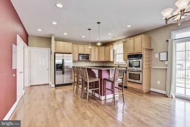 4925 Lerch Dr, Shady Side, MD 20764 - photo 7