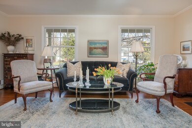 1101 Emerald Dr, Alexandria, VA 22308 - photo 4