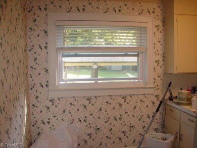 1203 Tory Ln, Asheboro, NC 27205 - photo 5