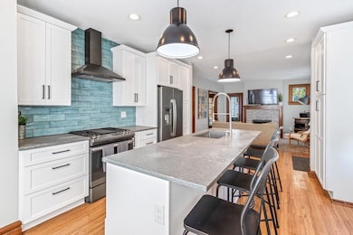 49 Fallis Road-12.jpg-SMALL