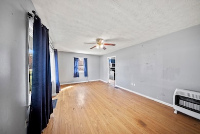 610 Lagar St, Flatwoods, KY 41139 - photo 3