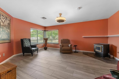 19601 Sycamore Dr, Tehachapi, CA 93561 - photo 7