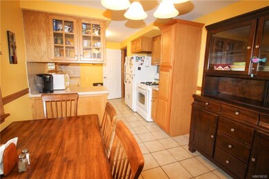 364 Oakdale Dr, North Tonawanda, NY 14120 - photo 5