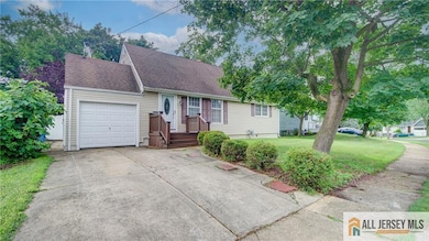 24 Mercury Cir, South Amboy, NJ 08879 - photo 2