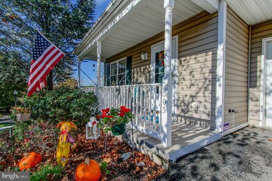 1505 Glasgow St, Pottstown, PA 19464 - photo 4