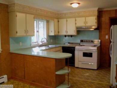 407 Eden Terrace, Archdale, NC 27263 - photo 4