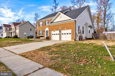 7434 Tottenham Dr, White Plains, MD 20695 - photo 2