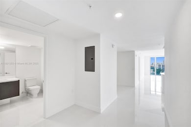 Parque Towers at St. Tropez unit 5-805, Sunny Isles Beach, FL 33160 - photo 5
