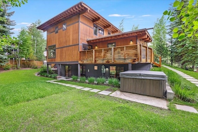 Back Yard/ Hot Tub.