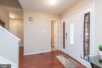 7108 Willow Hill Dr, Capitol Heights, MD 20743 - photo 4