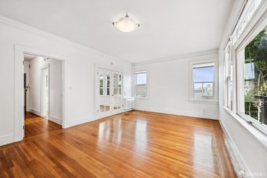 1375 Sacramento St unit 3, San Francisco, CA 94109 - photo 4