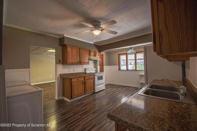 149 Walnut St, Dunmore, PA 18512 - photo 7