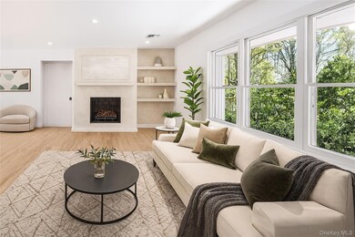 4 Pine Tree Ct, East Quogue, NY 11942 - photo 4