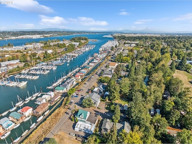 2 NE Bridgeton Rd, Portland, OR 97211 - photo 7