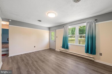 16 E 19th St, Front Royal, VA 22630 - photo 3