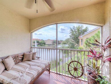 Plenty of seating room and lake views!