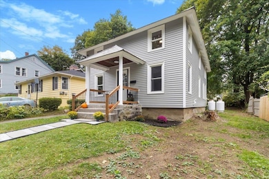 103 Norton St, Bennington, VT 05201 - photo 2