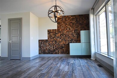 2205 Rambling Rd, Edmond, OK 73025 - photo 3