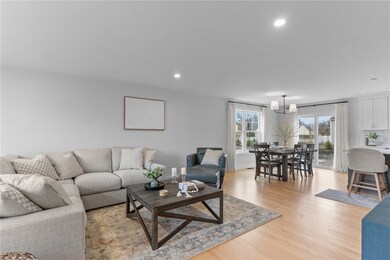 106 Child Ln, Warwick, RI 02886 - photo 4
