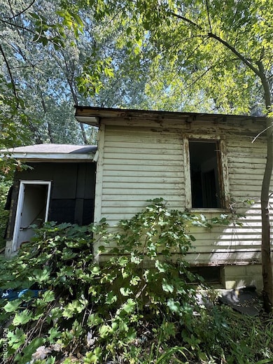 3149 Whittier Ave, Flint, MI 48506 - photo 5